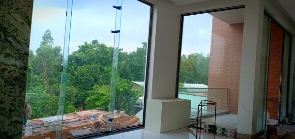 cửa nhôm kính thủ dầu một