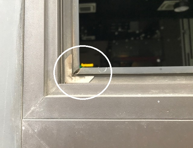 NHẬN BIẾT CÁC LOẠI CỬA NHÔM KÍNH CHÍNH HÃNG NHẬN BIẾT CÁC LOẠI CỬA NHÔM KÍNH CHÍNH HÃNG